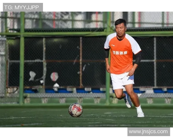 武汉足球明星赛精彩瞬间回顾与球员风采展示